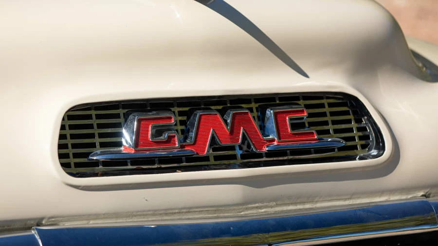 1956 GMC Suburban 4th Gen - Image 21 of 31