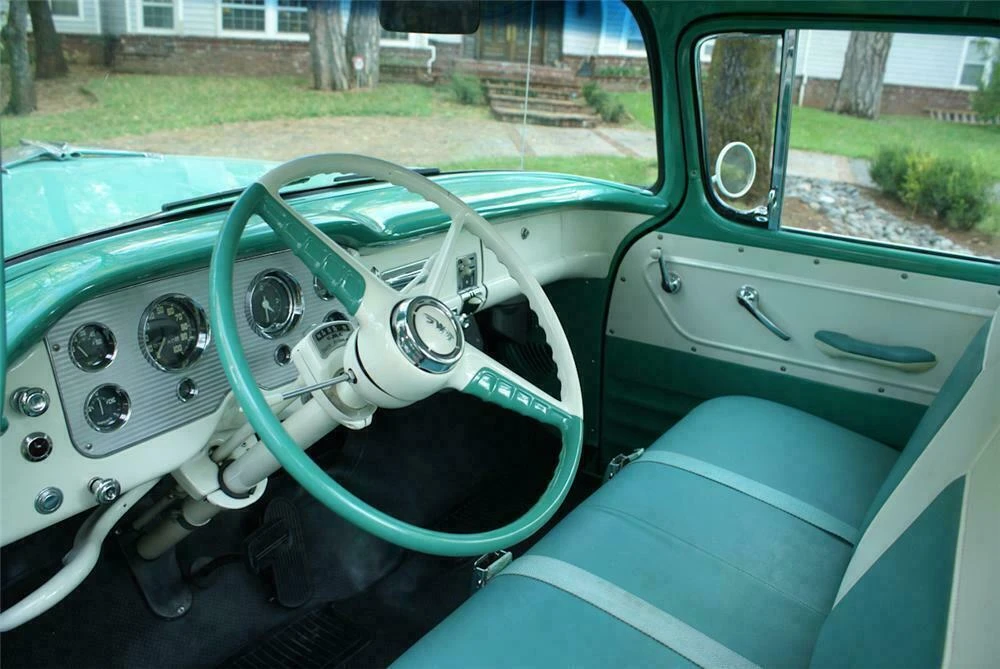 1956 GMC Suburban 4th Gen - Image 3 of 4