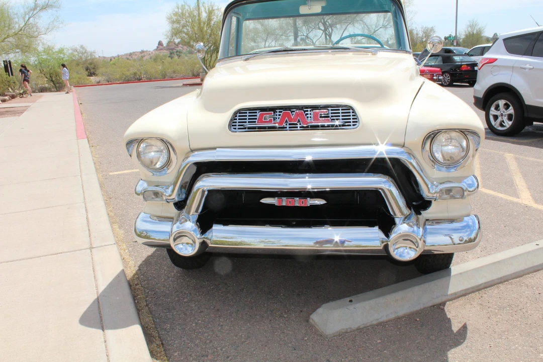 1956 GMC Suburban 4th Gen - Image 8 of 31