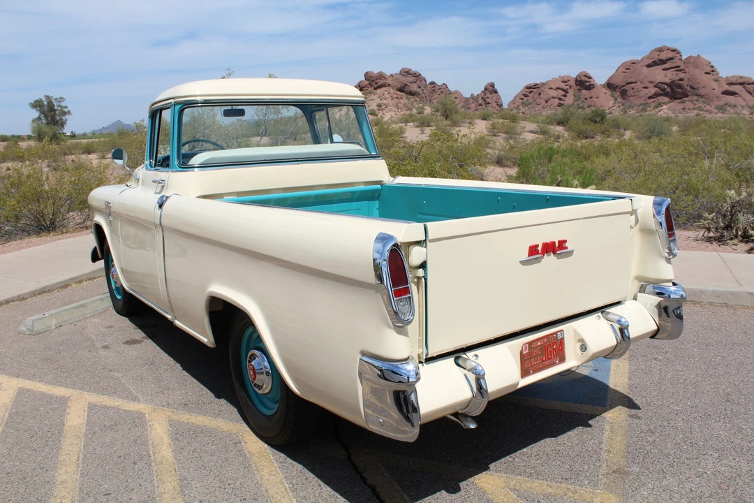 1956 GMC Suburban 4th Gen - Image 20 of 31