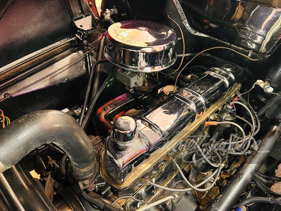 1956 International - Image 7 of 20