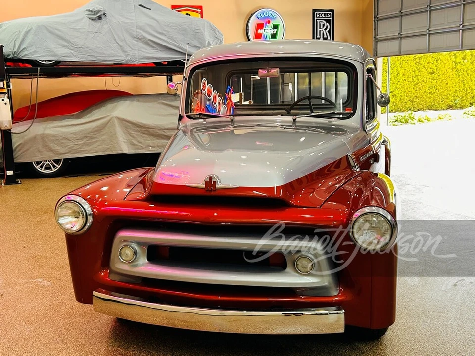 1956 International - Image 15 of 20