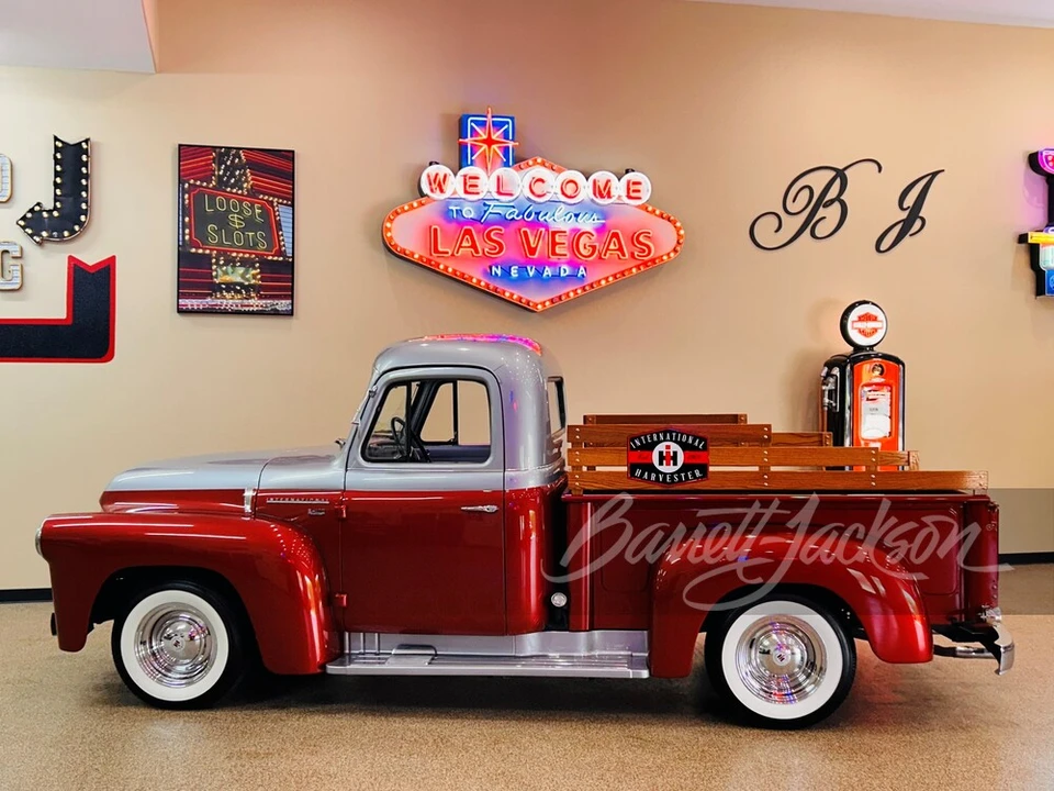 1956 International - Image 2 of 20