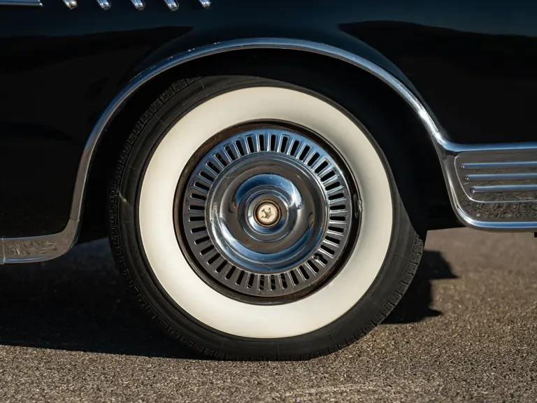1956 Imperial Crown - Image 21 of 31