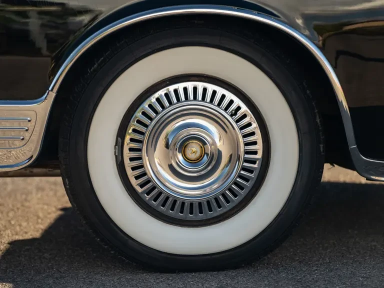 1956 Imperial Crown - Image 19 of 31