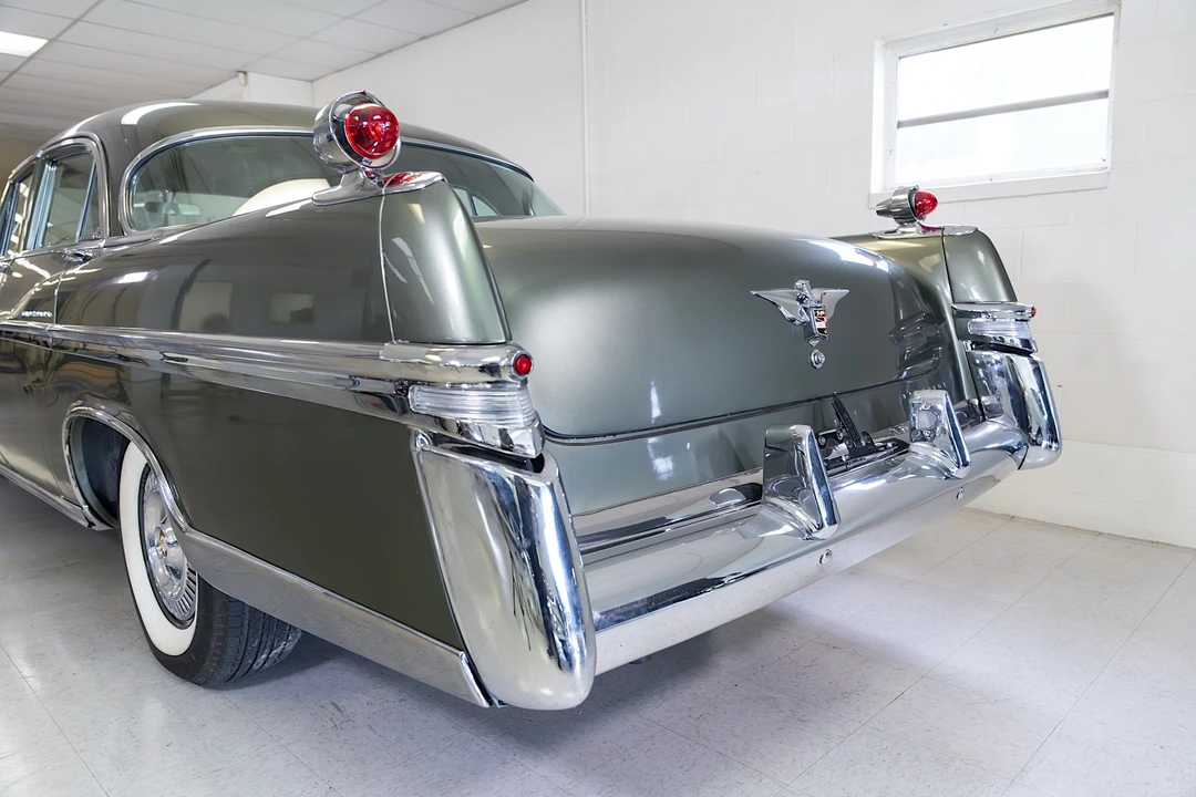 1956 Imperial Crown - Image 29 of 31