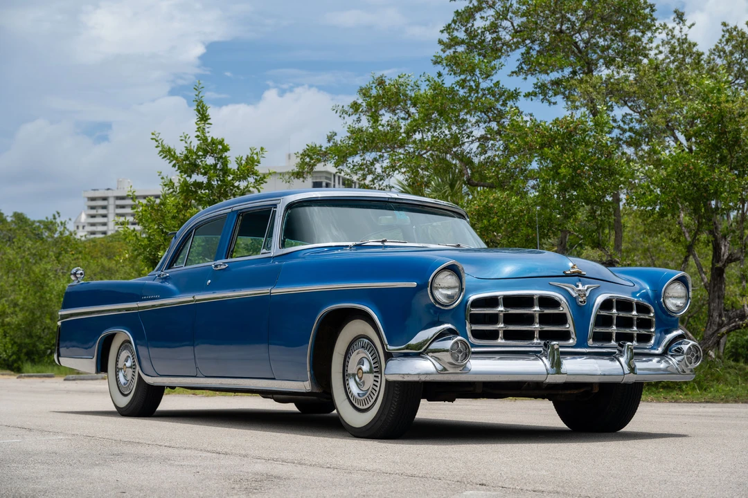 1956 Imperial Crown - Image 2 of 31