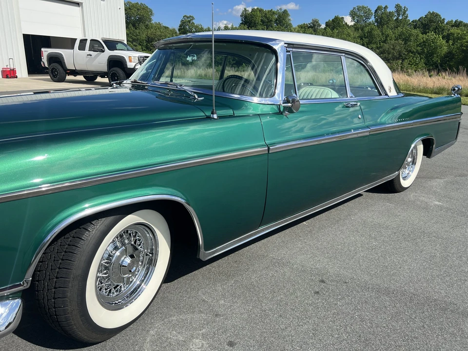 1956 Chrysler Imperial 2nd Gen - Image 29 of 31