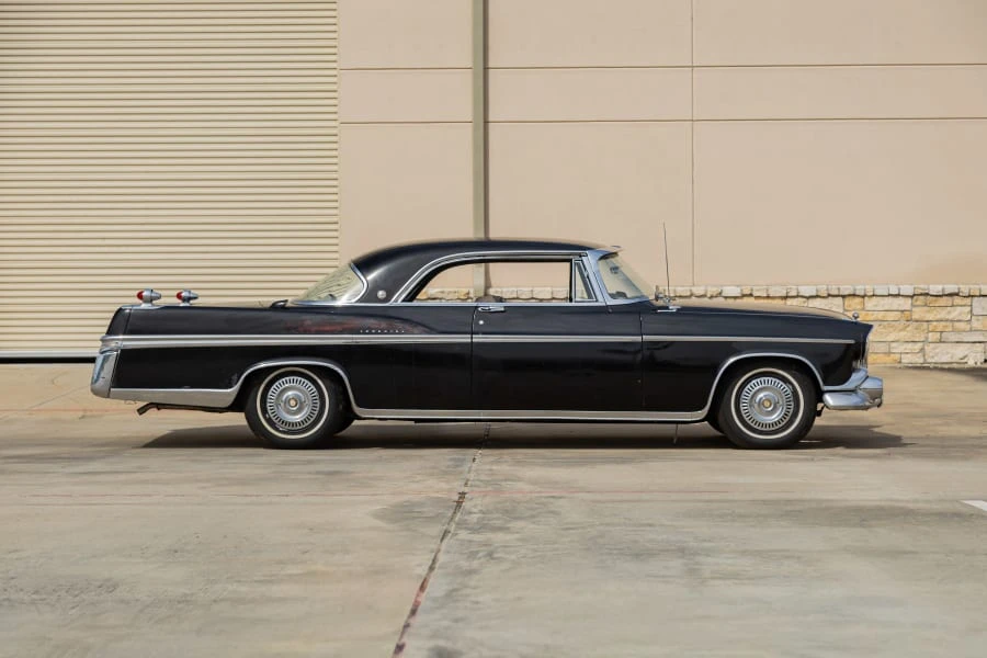 1956 Imperial Custom - Image 2 of 31
