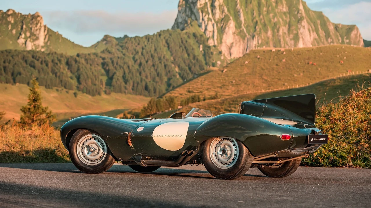1956 Jaguar D-Type - Image 2 of 31
