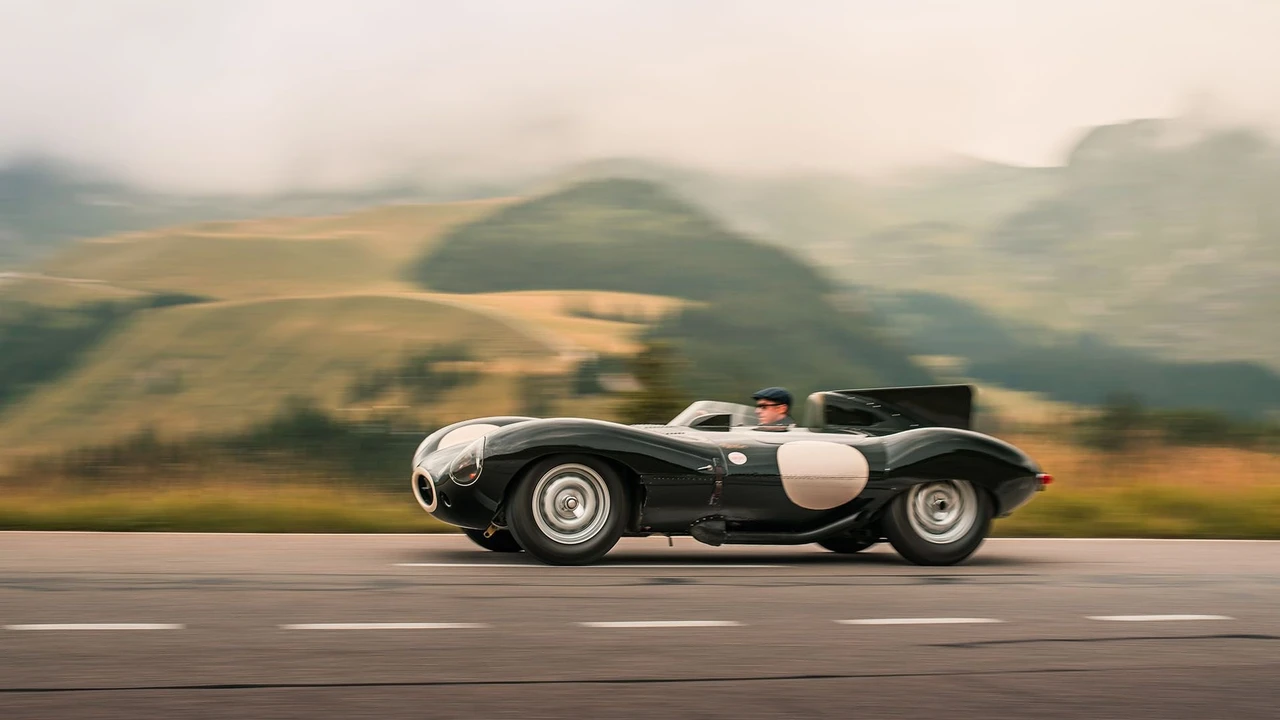 1956 Jaguar D-Type - Image 11 of 31