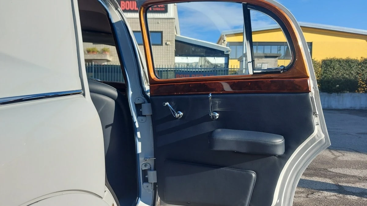 1956 Jaguar Mark I - Image 19 of 30