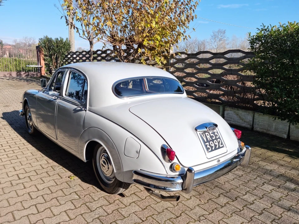 1956 Jaguar Mark I - Image 8 of 30