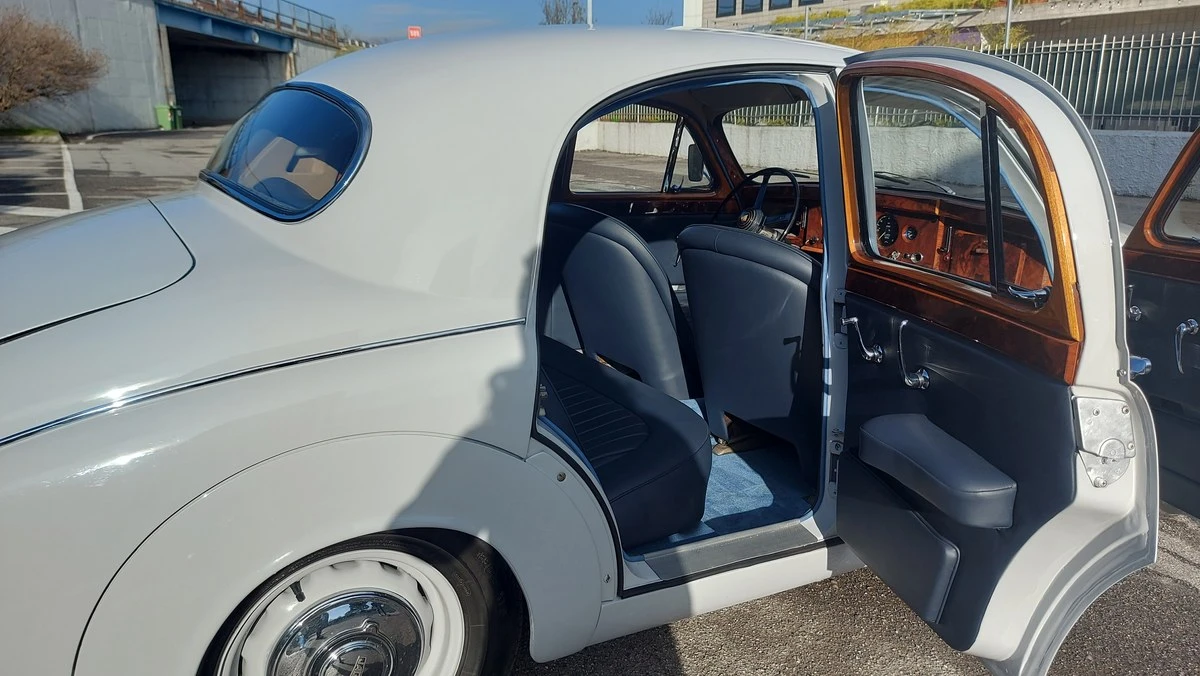 1956 Jaguar Mark I - Image 20 of 30