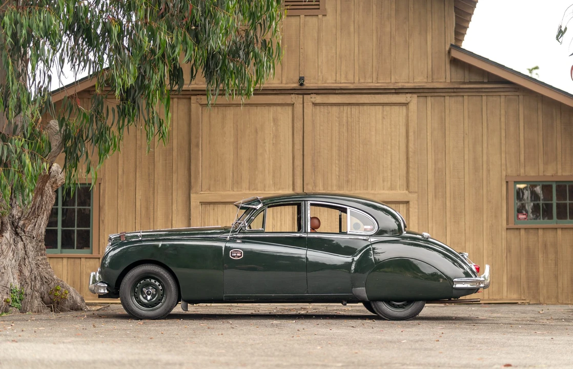 1956 Jaguar Mark VII & VIII & IX - Image 29 of 31