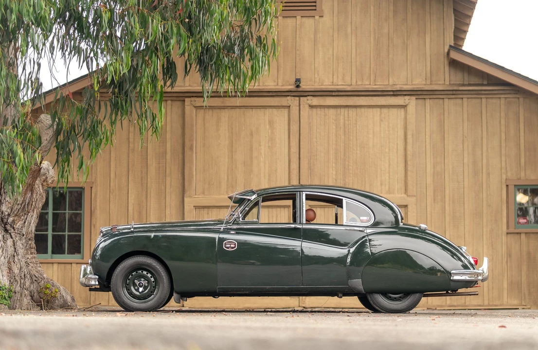 1956 Jaguar Mark VII & VIII & IX - Image 27 of 31
