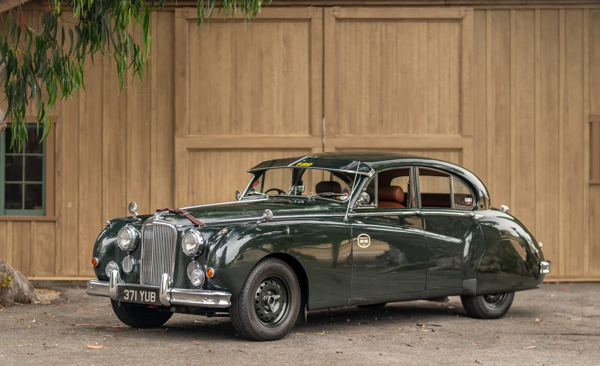 1956 Jaguar Mark VII & VIII & IX - Image 21 of 31