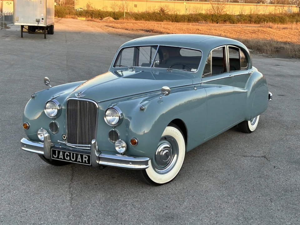 1956 Jaguar Mark VII & VIII & IX - Image 5 of 31