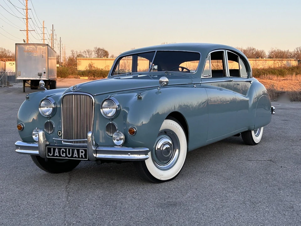 1956 Jaguar Mark VII & VIII & IX - Image 4 of 31