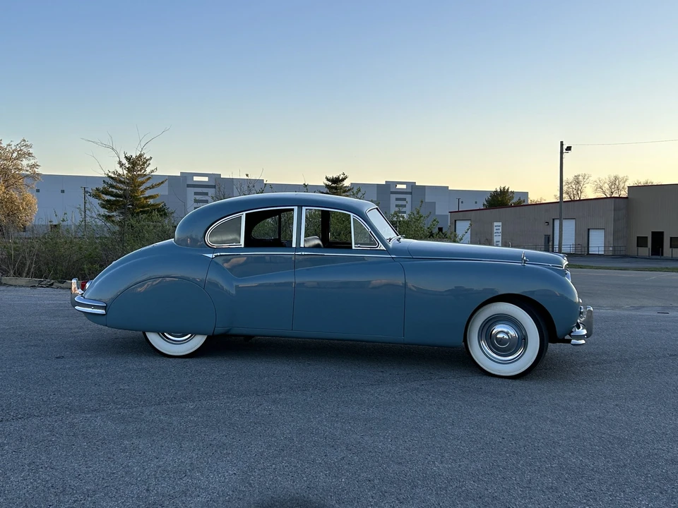 1956 Jaguar Mark VII & VIII & IX - Image 29 of 31