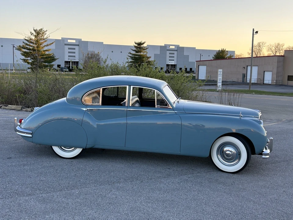 1956 Jaguar Mark VII & VIII & IX - Image 28 of 31