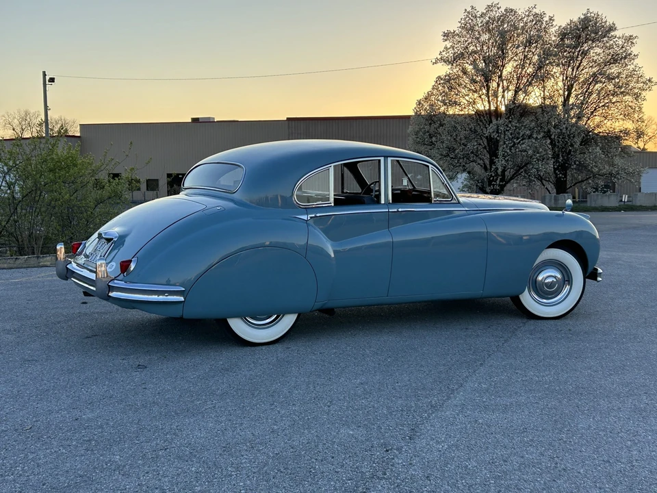 1956 Jaguar Mark VII & VIII & IX - Image 25 of 31
