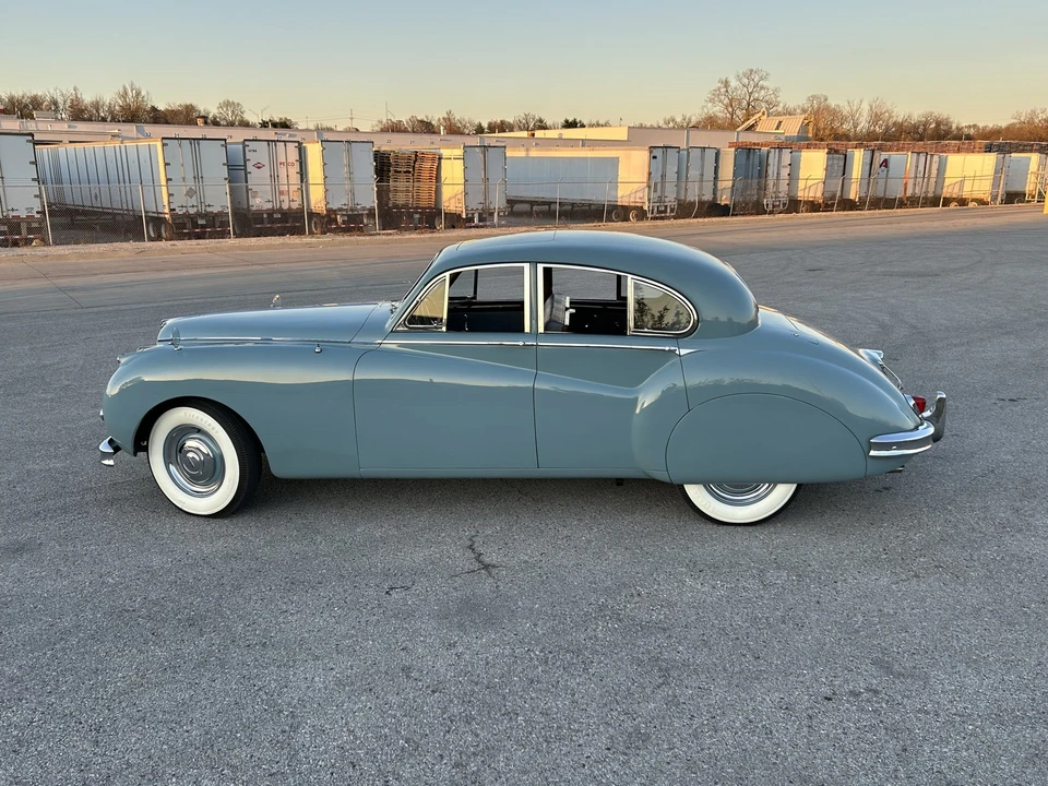 1956 Jaguar Mark VII & VIII & IX - Image 9 of 31