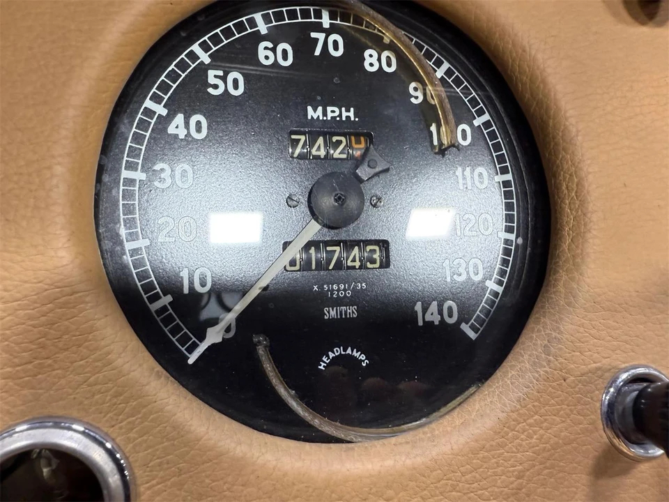 1956 Jaguar XK140 OTS Roadster - Image 29 of 31