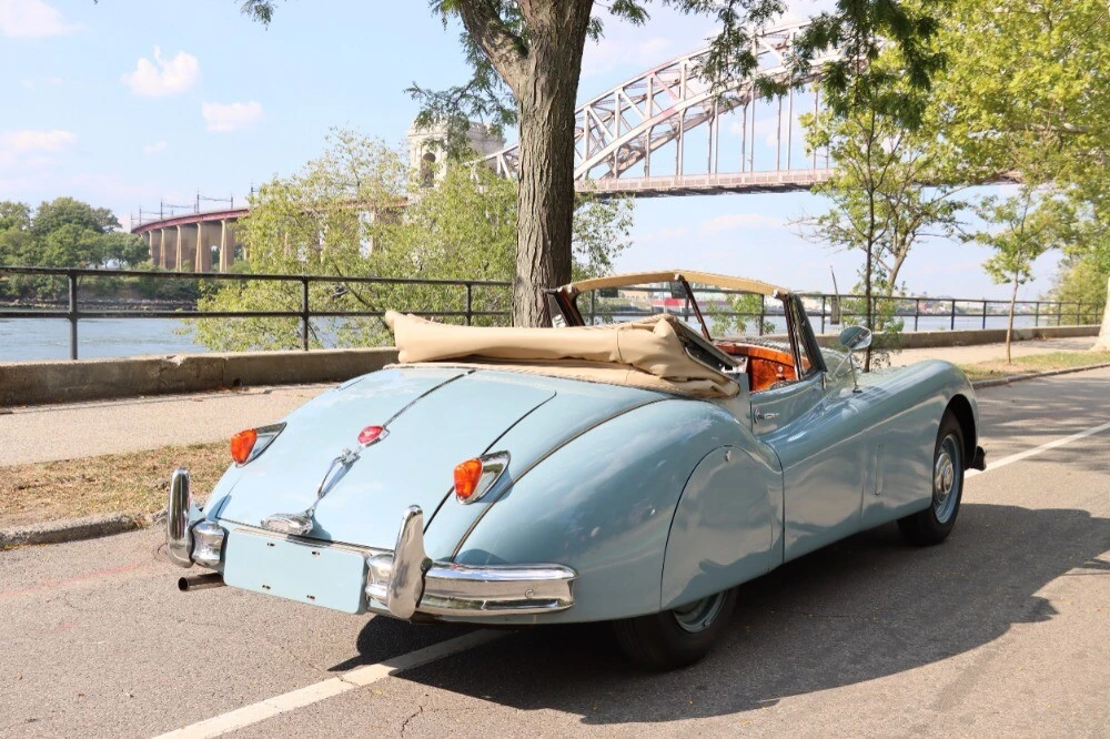 1956 Jaguar XK - Image 6 of 8