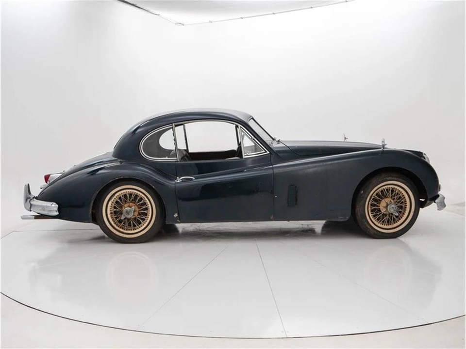 1956 Jaguar XK140 - Image 9 of 31