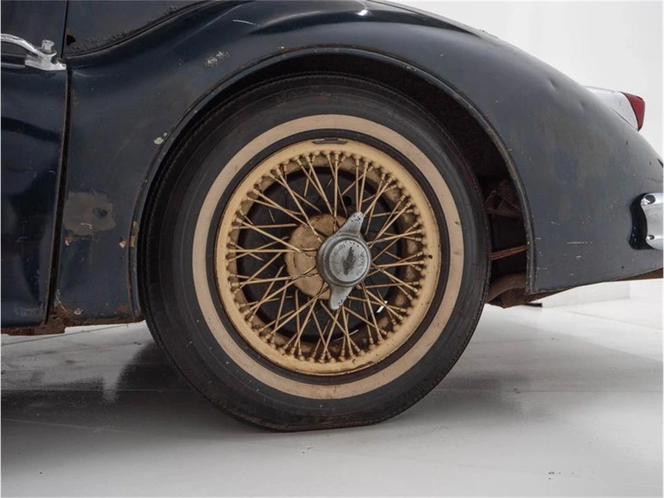 1956 Jaguar XK140 - Image 14 of 31