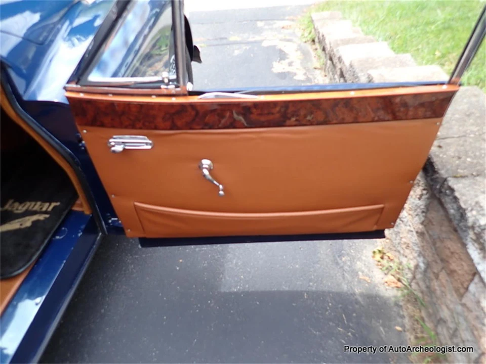 1956 Jaguar XK140 - Image 15 of 24