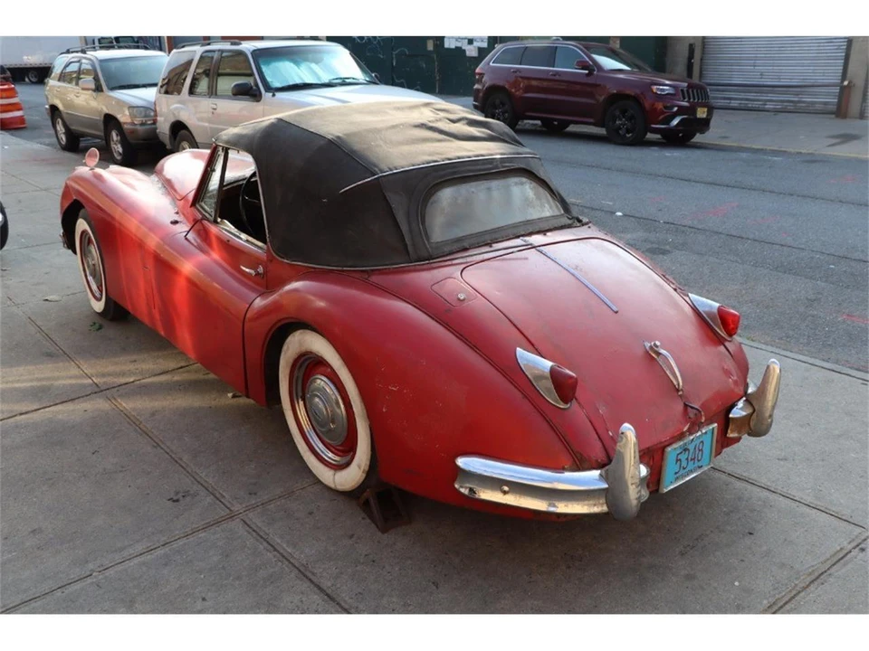 1956 Jaguar XK140 - Image 4 of 5