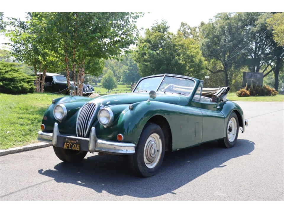 1956 Jaguar XK140 - Image 2 of 8