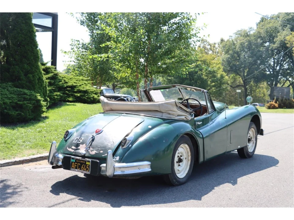 1956 Jaguar XK140 - Image 5 of 8