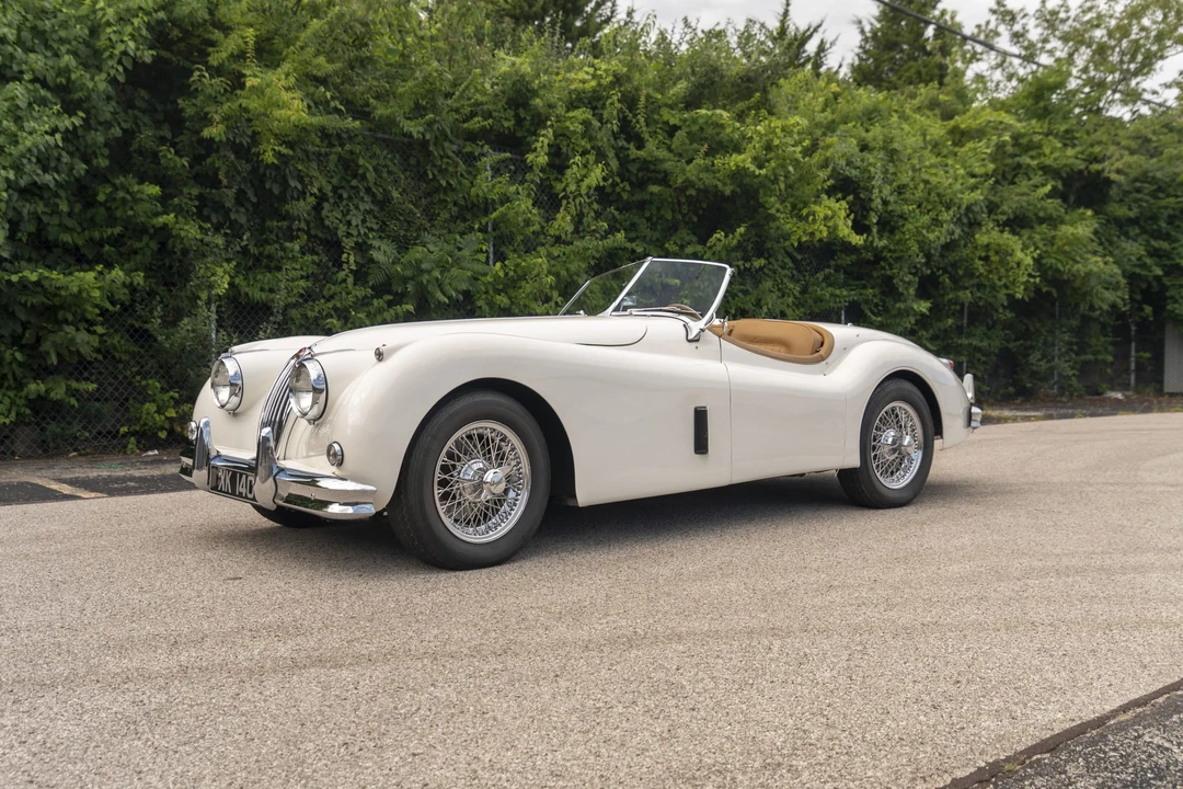 1956 Jaguar XK140 - Image 2 of 31