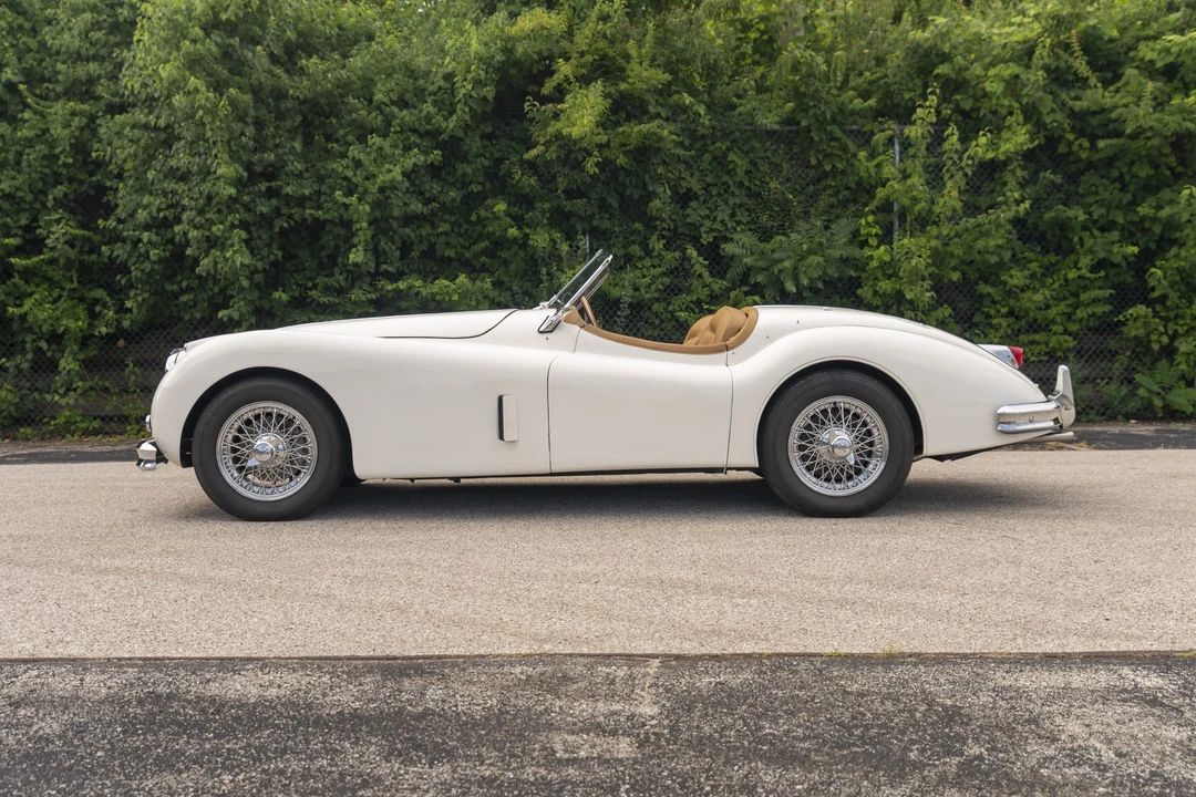 1956 Jaguar XK140 - Image 15 of 31