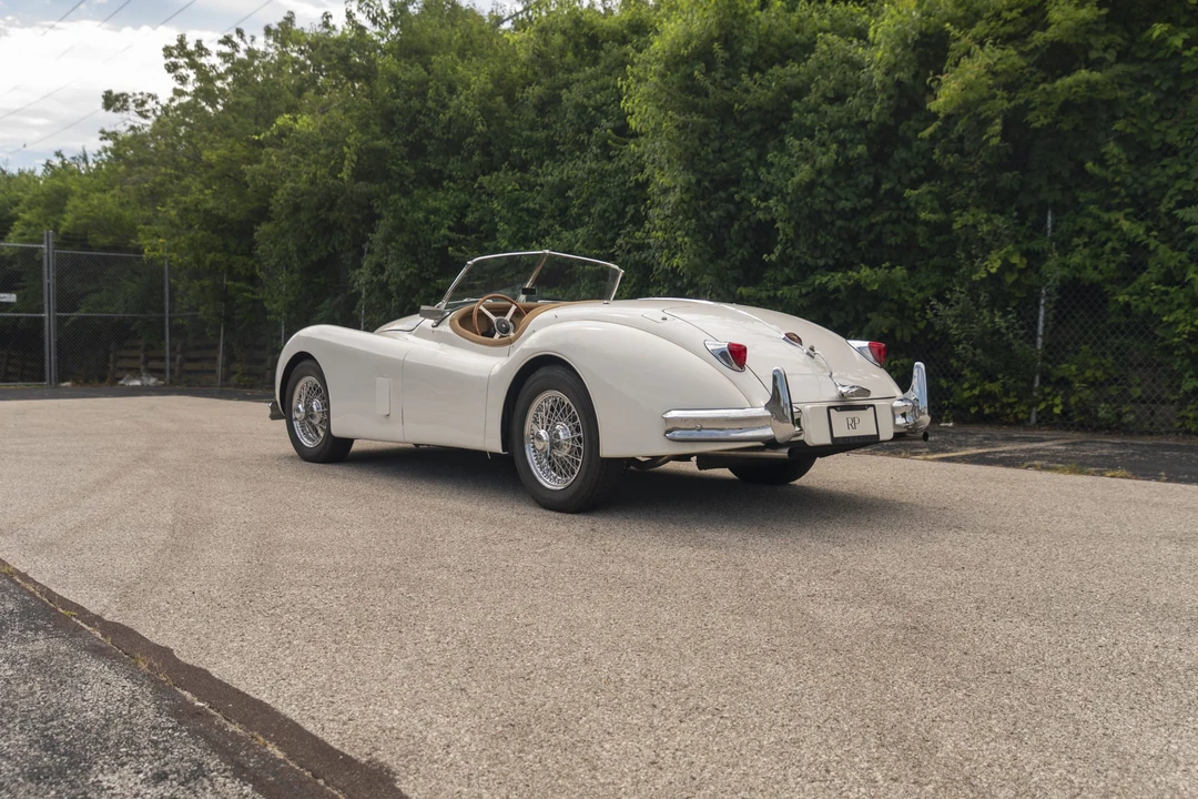1956 Jaguar XK140 - Image 12 of 31