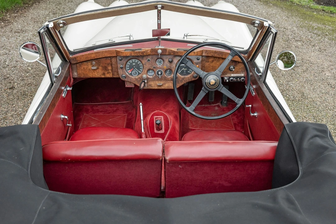 1956 Jaguar XK140 - Image 4 of 21