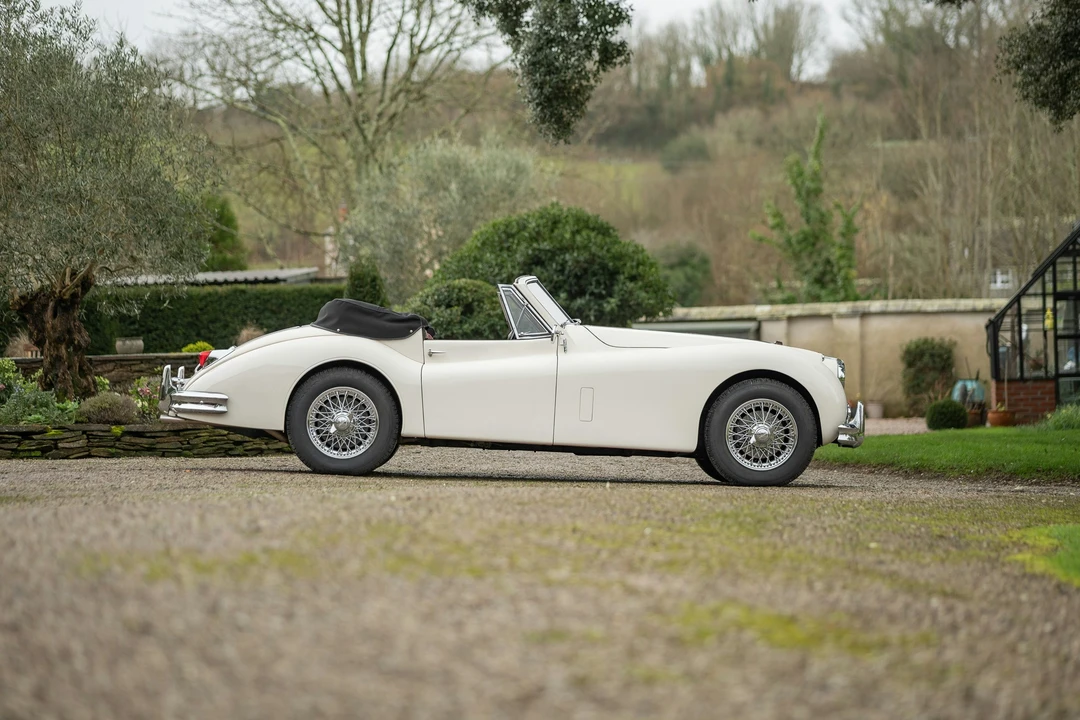 1956 Jaguar XK140 - Image 12 of 21