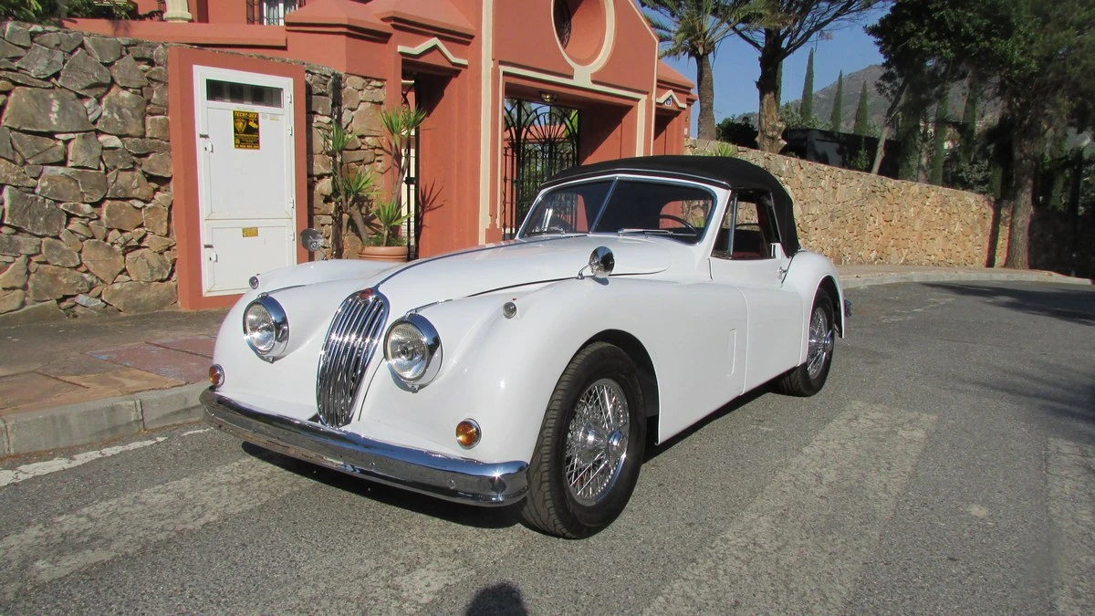 1956 Jaguar XK140 DHC Drophead - Image 19 of 30