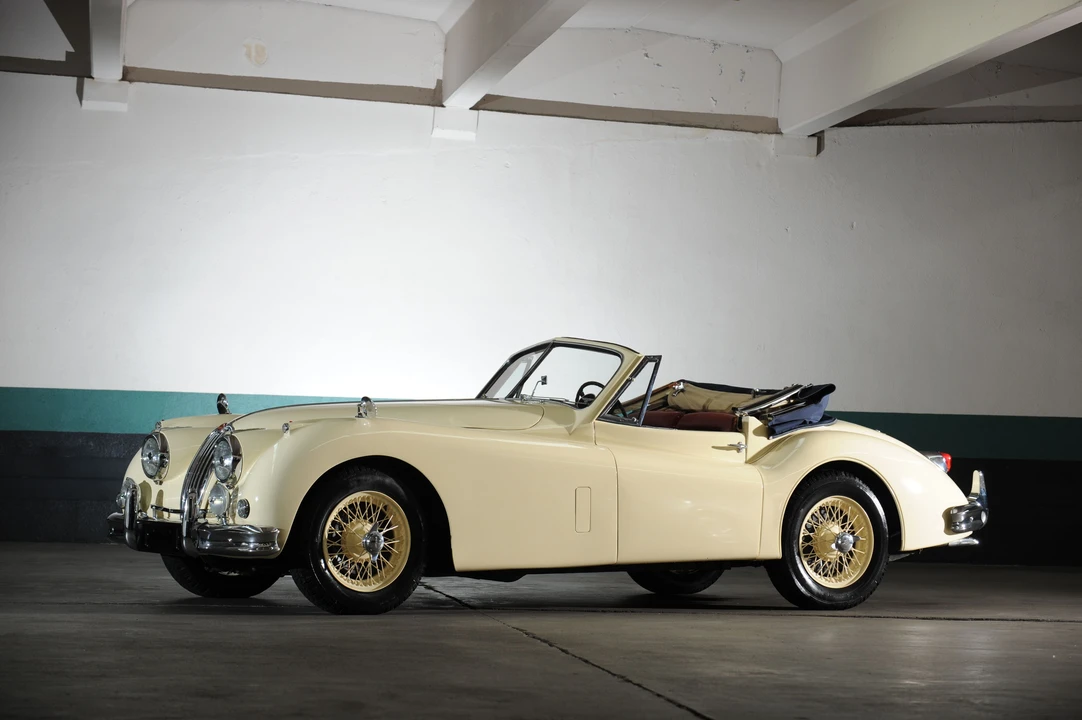 1956 Jaguar XK140 DHC Drophead - Image 5 of 6