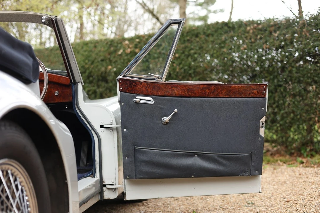 1956 Jaguar XK140 DHC Drophead - Image 18 of 30