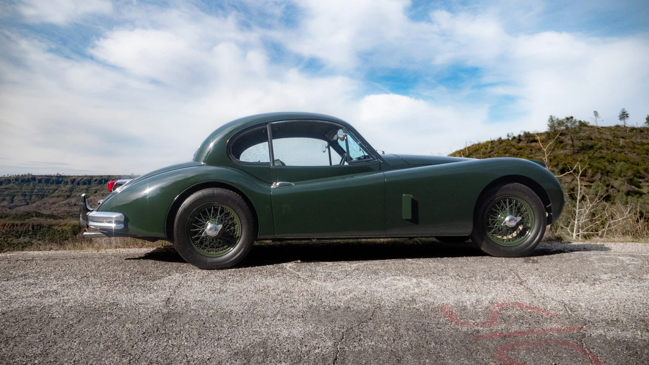 1956 Jaguar XK140 FHC Coupe - Image 22 of 31