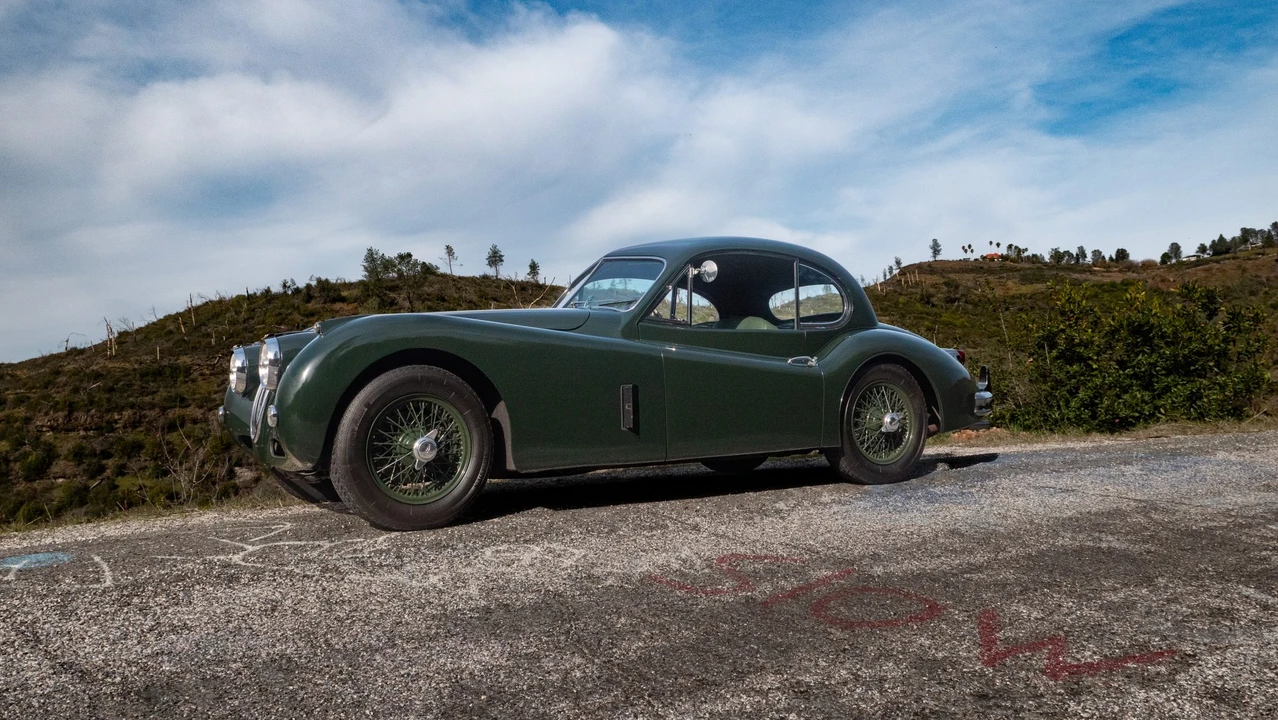 1956 Jaguar XK140 FHC Coupe - Image 11 of 31