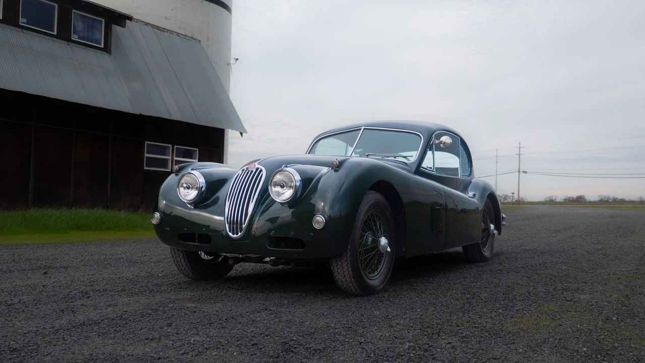 1956 Jaguar XK140 FHC Coupe - Image 30 of 31