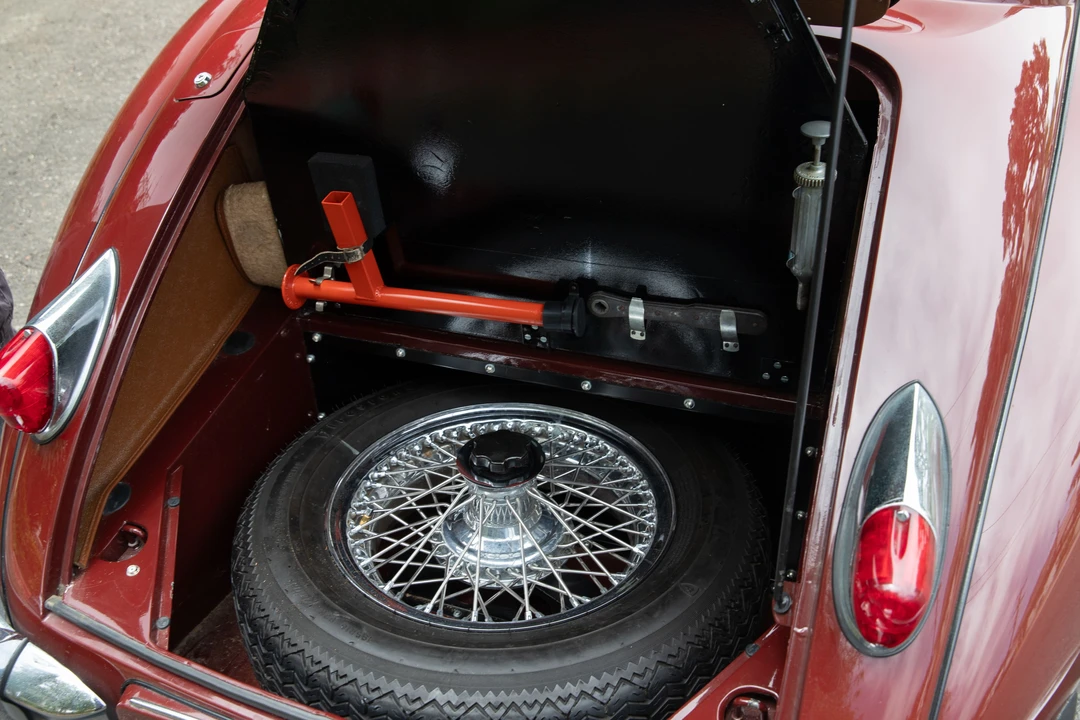 1956 Jaguar XK140 FHC Coupe - Image 19 of 31