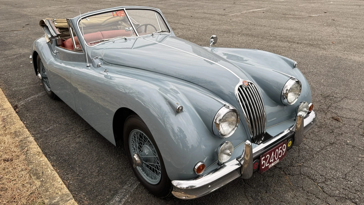 1956 Jaguar XK140 DHC Drophead - Image 9 of 31