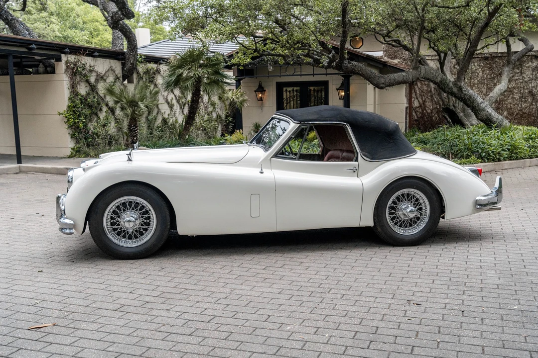 1956 Jaguar XK140 DHC Drophead - Image 4 of 31