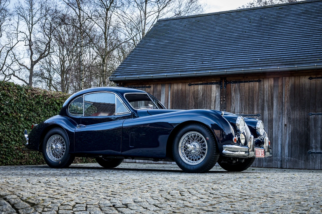 1956 Jaguar XK140 - Image 8 of 31